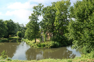 Photo 8- click for photo gallery